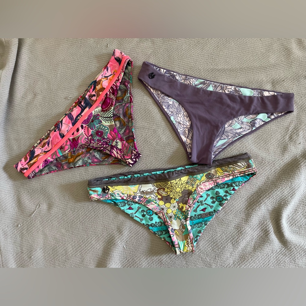 Maaji Swim Bottoms Size L